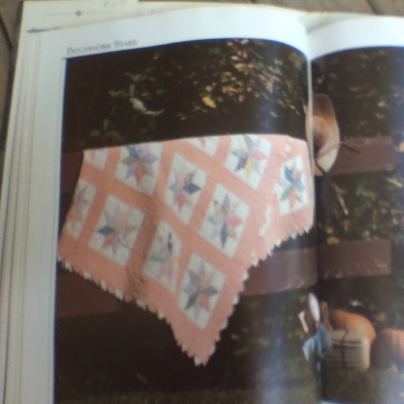 American Patchwork & Quilting Quilt Patterns - Picture 3 of 4